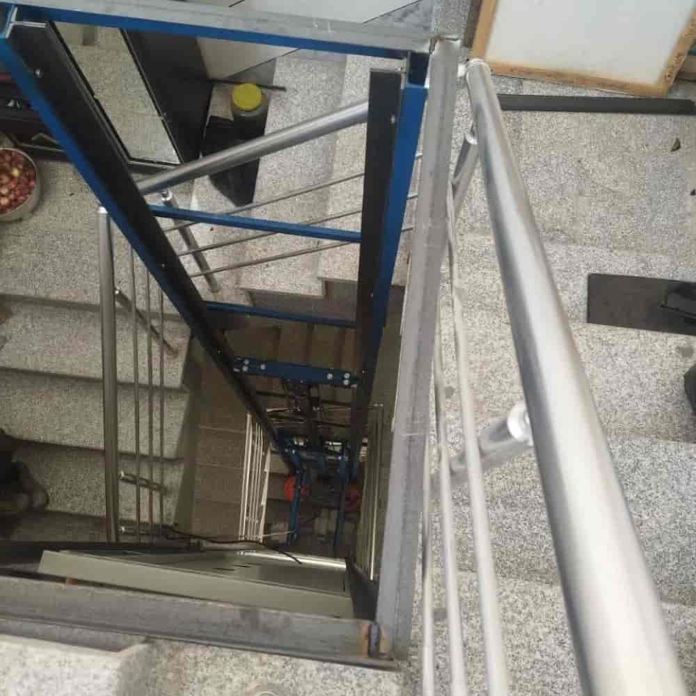 اجرای هوم لیفت بین پله